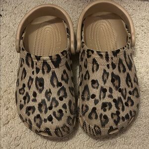 Leopard Print Clogs